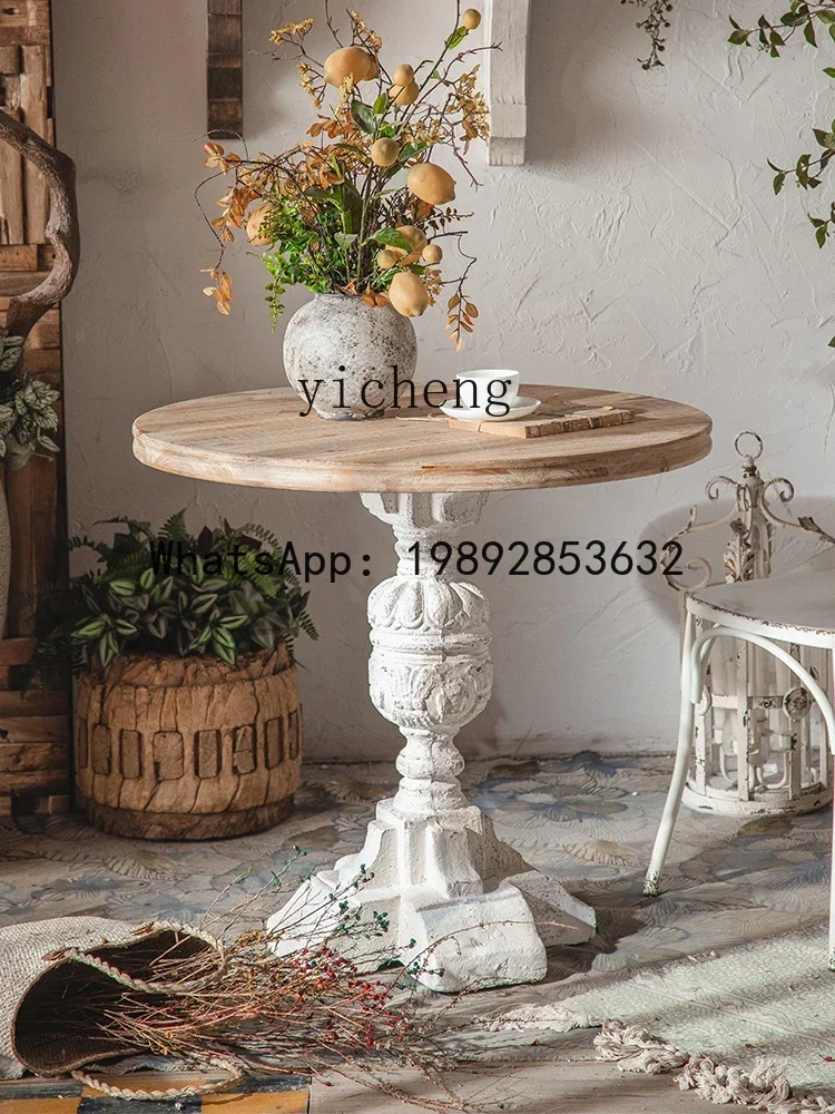 Home Decor Website Free - Tavolino rotondo piccolo rosso in stile
