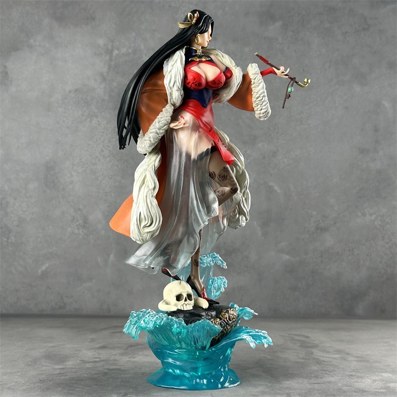 Statuetta di Boa Hancock da On - Home Decor Ideas recensione e prezzo