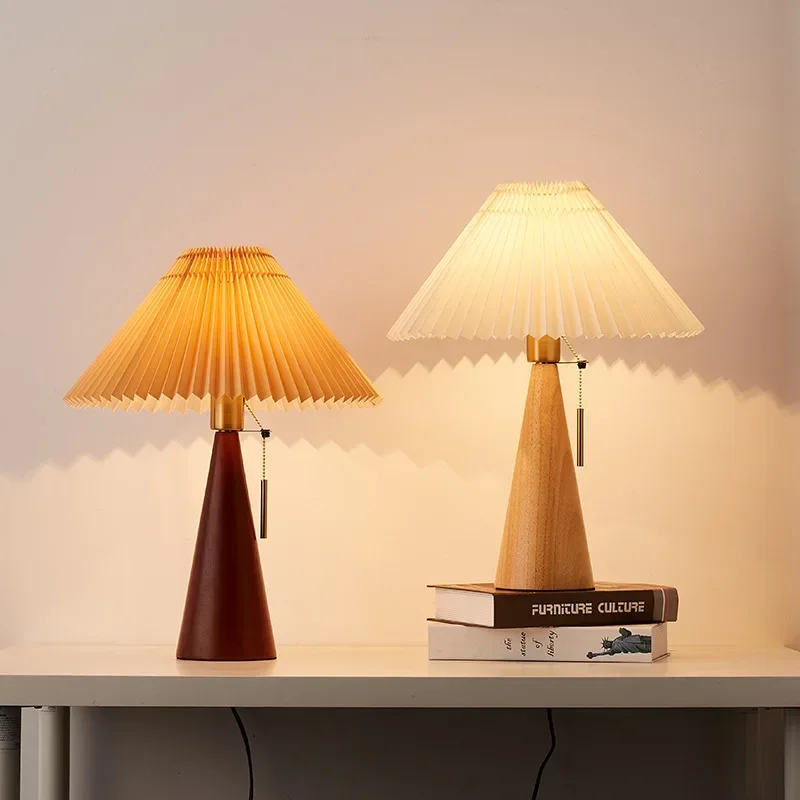 Lampada da tavolo retrò plisse - Home Decor Lighting recensione e prezzo